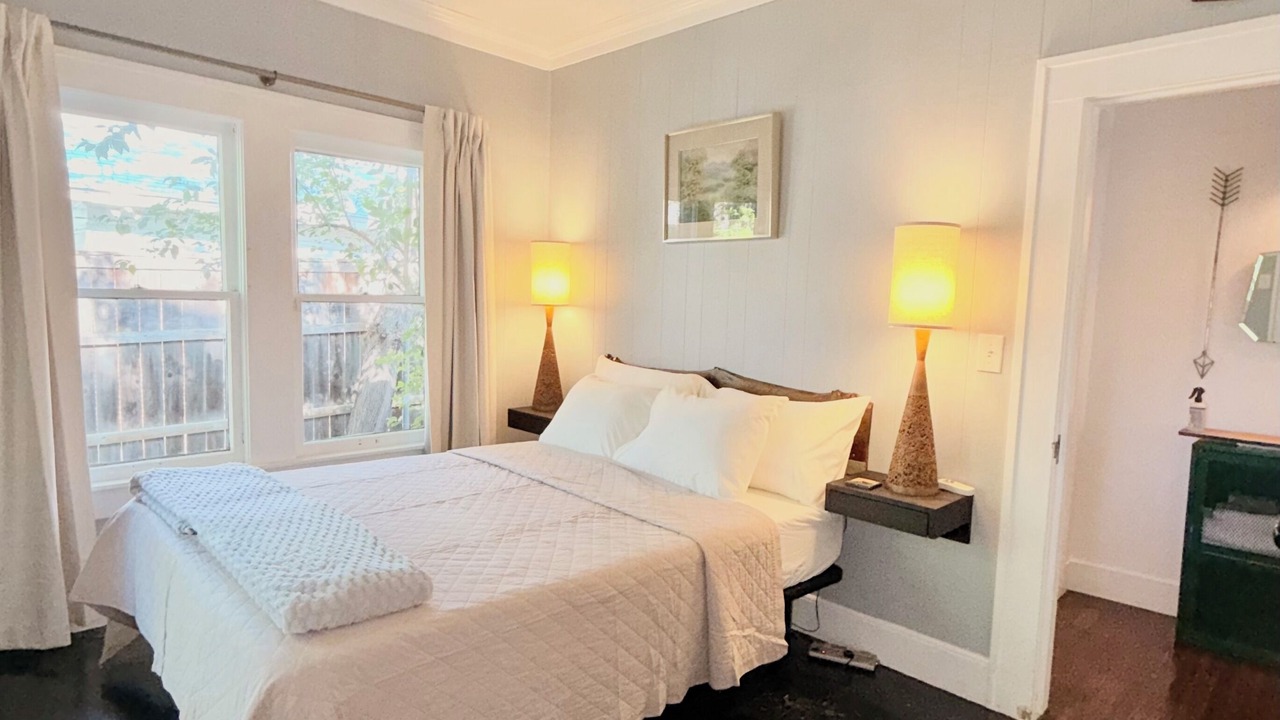 Photo of Bedroom in Fort Worth Cultural District