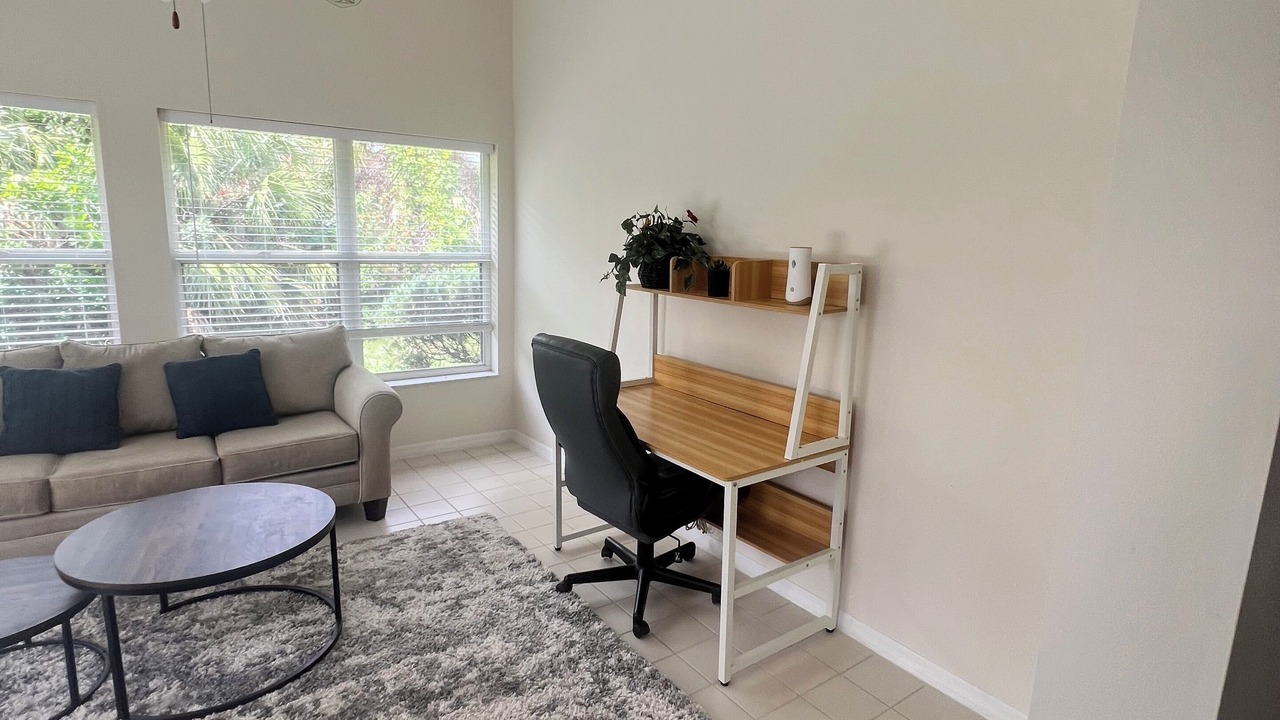 Photo of Livingroom in Plantation