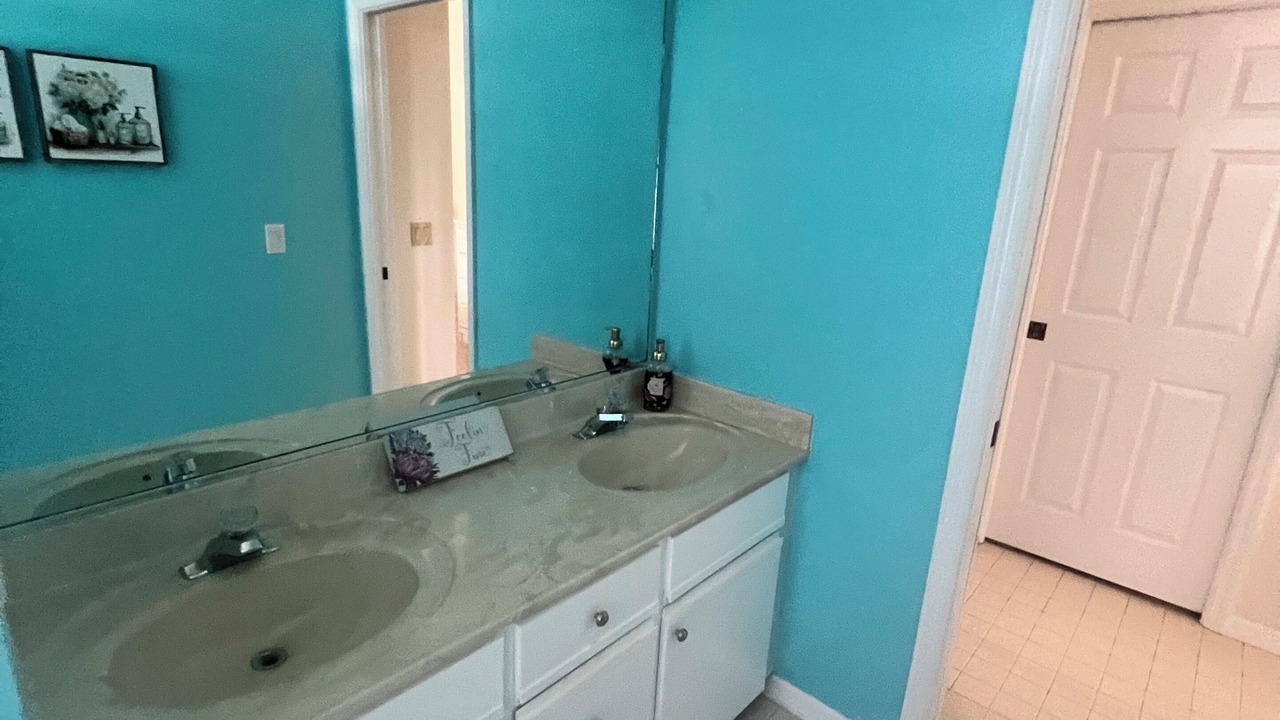 Photo of Bathroom in Plantation