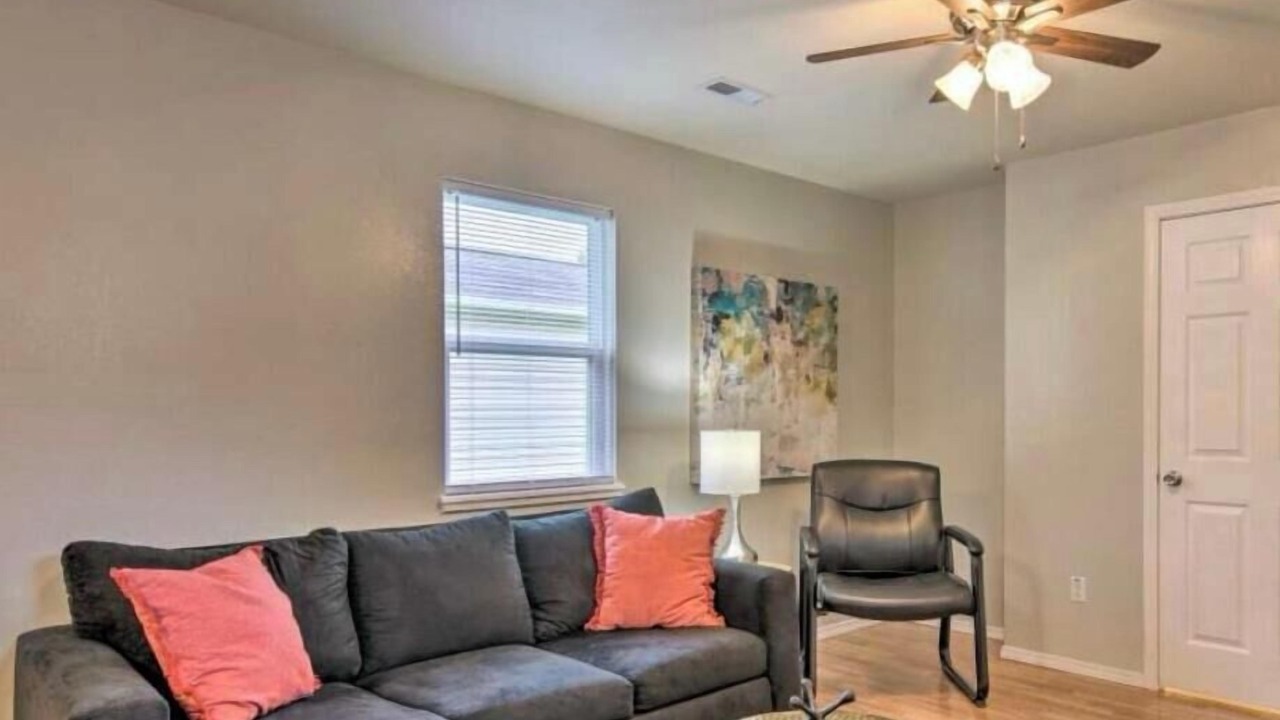 Photo of Livingroom in West Plains