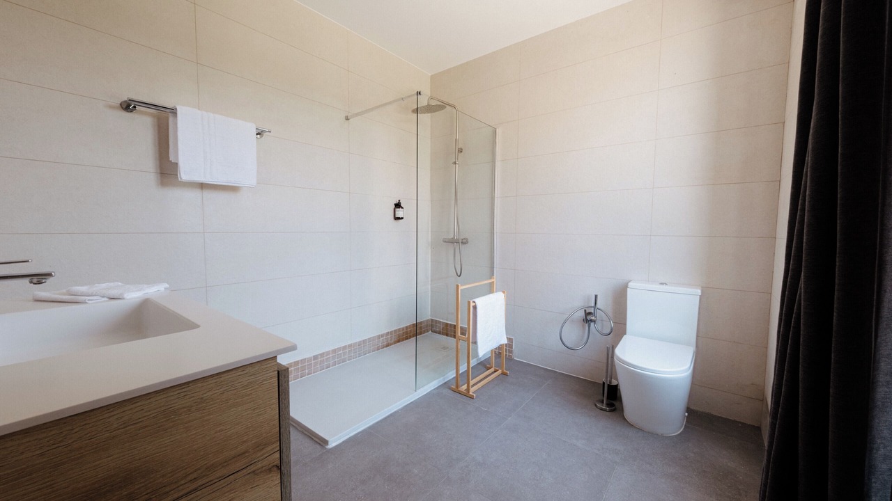 Photo of Bathroom in Le Plessis-Placy