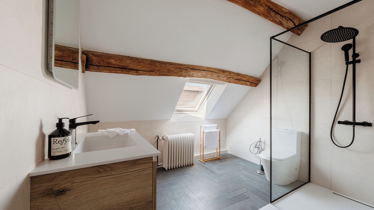 Photo of Bathroom in Le Plessis-Placy