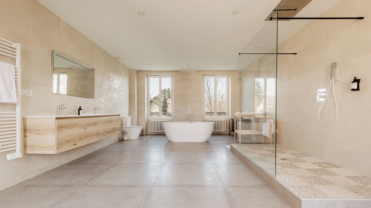 Photo of Bathroom in Le Plessis-Placy