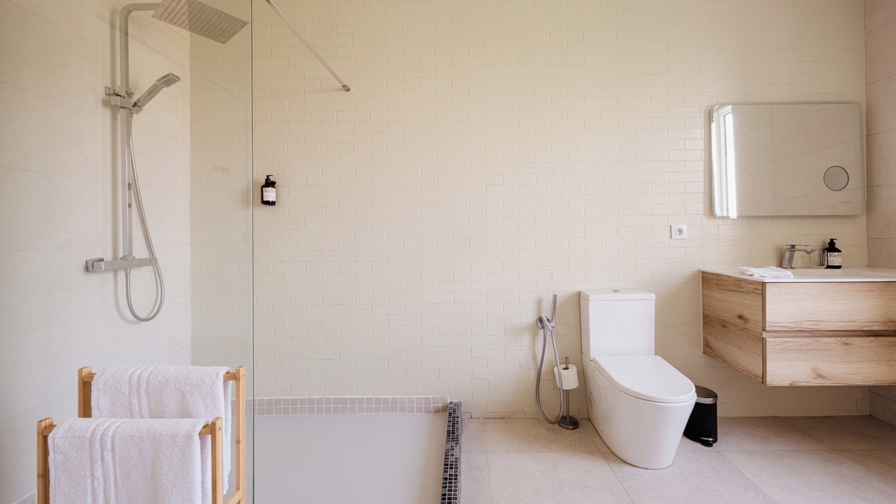 Photo of Bathroom in Le Plessis-Placy