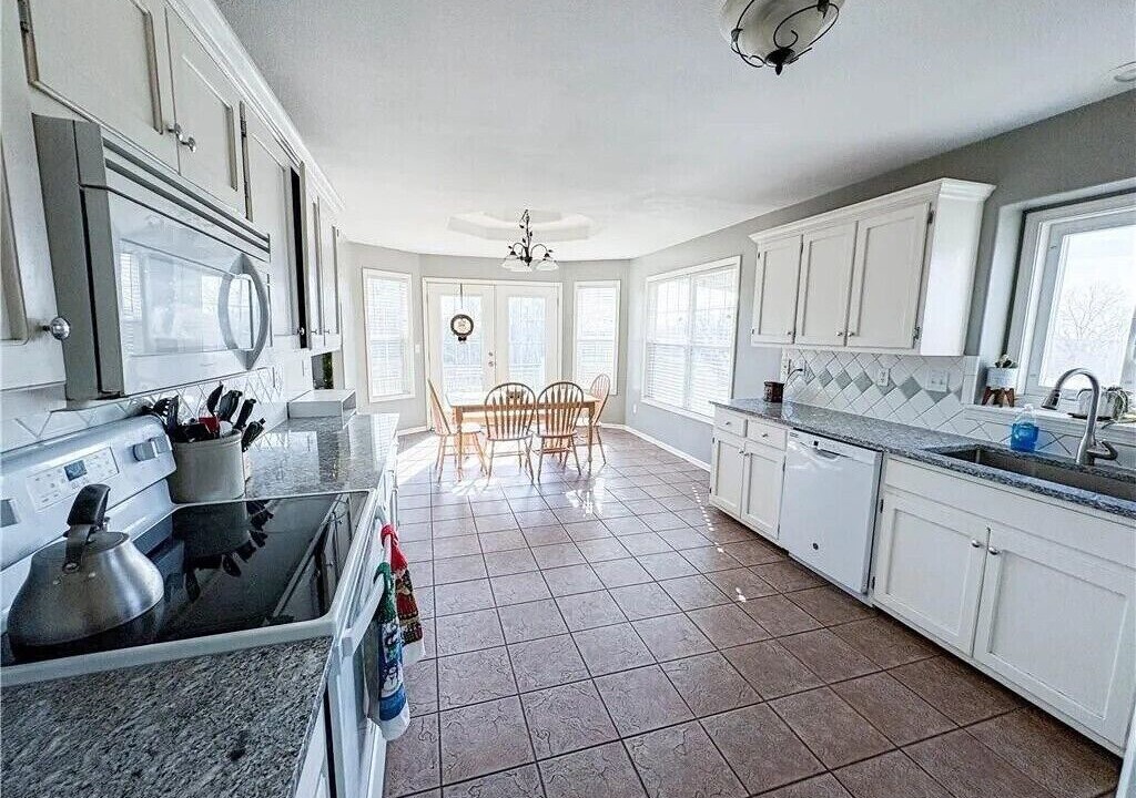 Photo of Kitchen in Johnson County