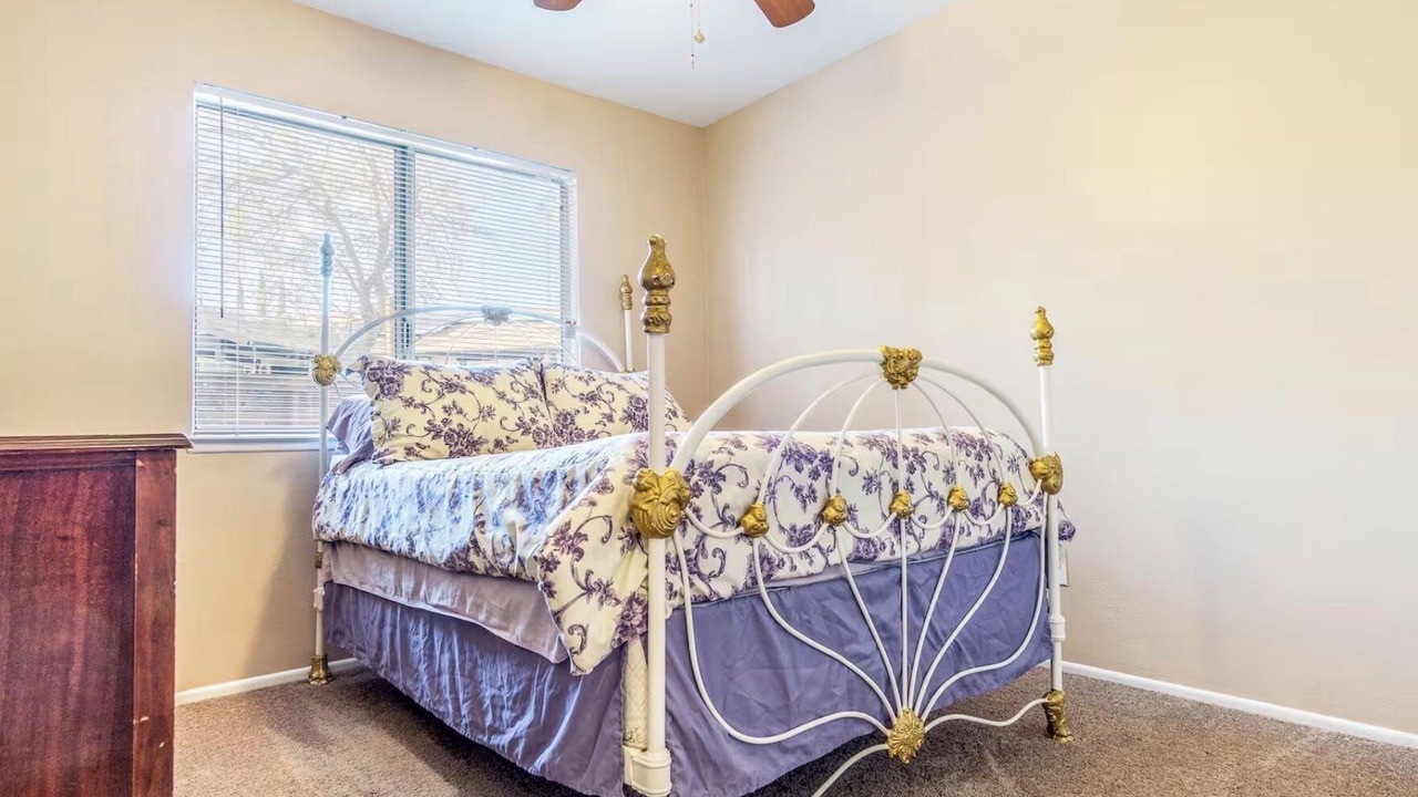 Photo of Bedroom in Victorville