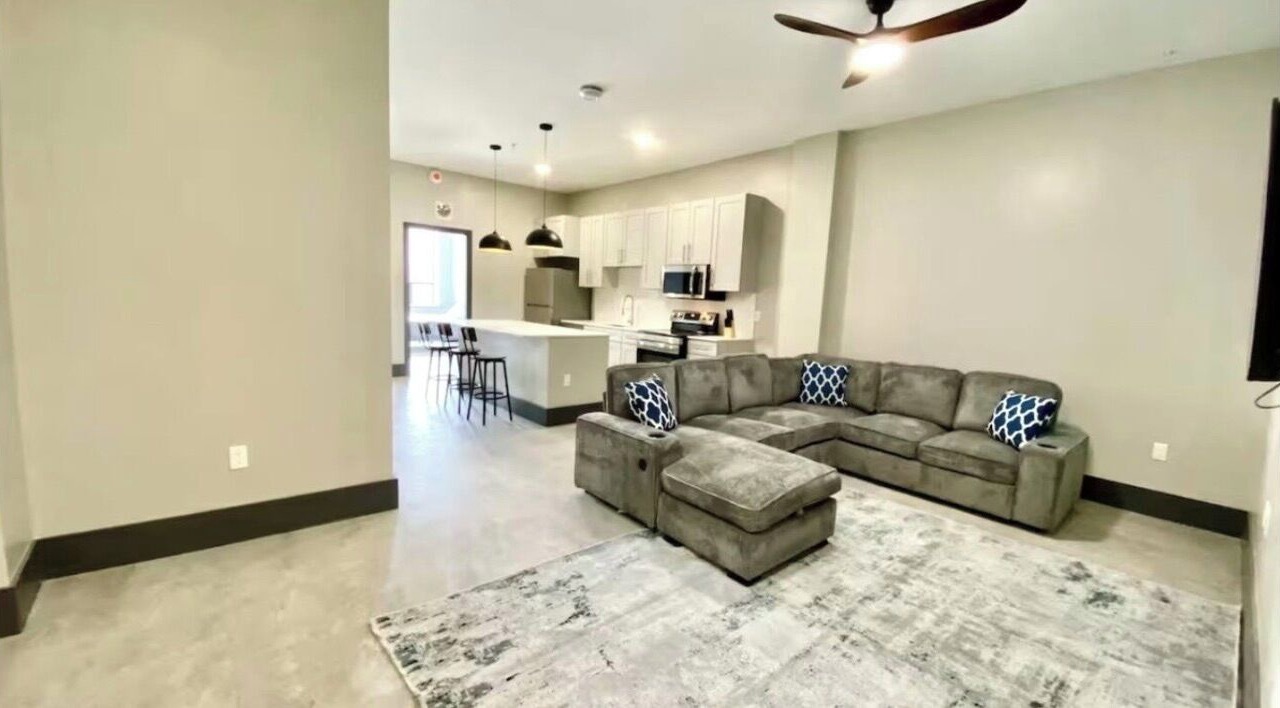 Photo of Livingroom in Enid
