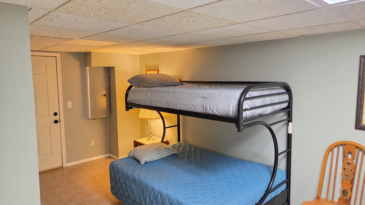 Photo of Bedroom in Lost Bridge Village