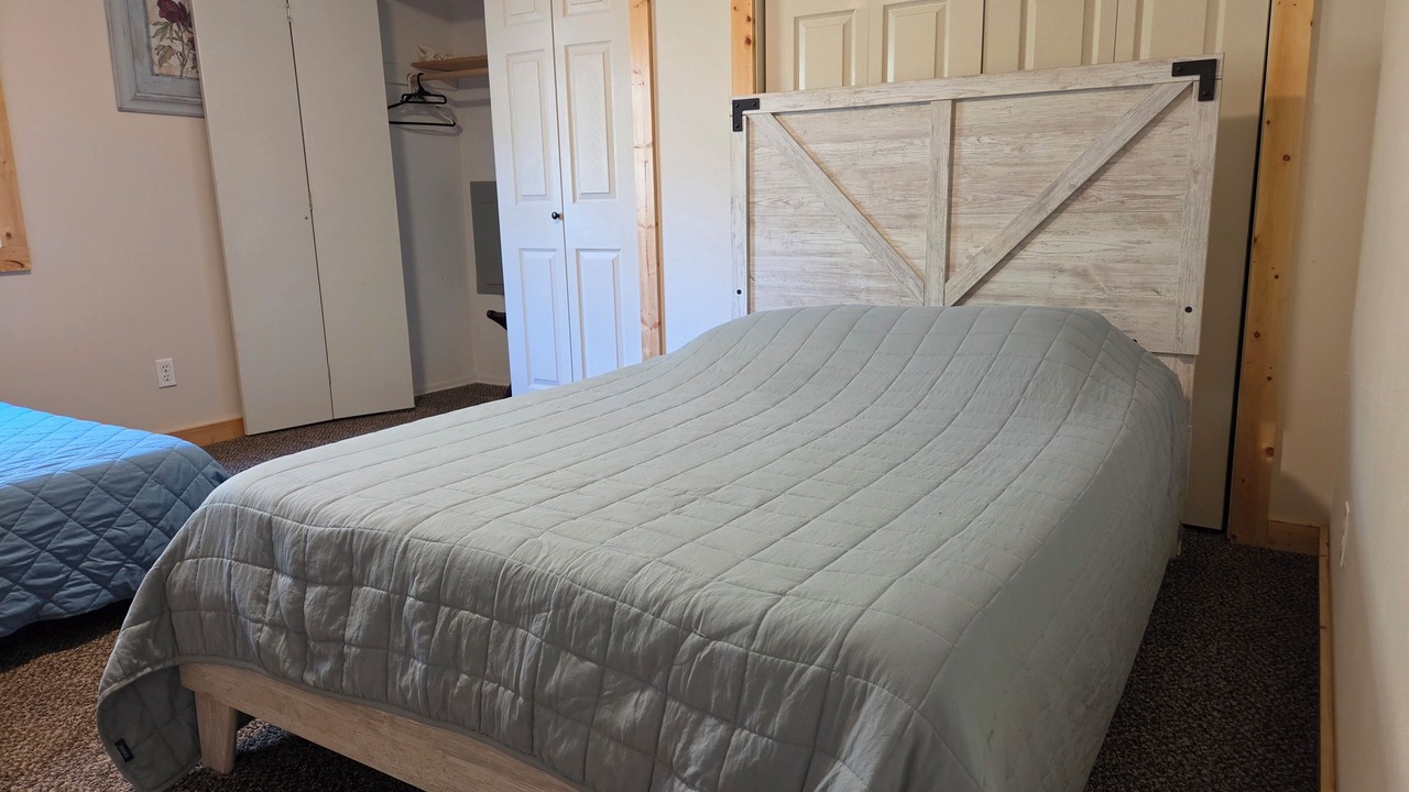 Photo of Bedroom in Lost Bridge Village
