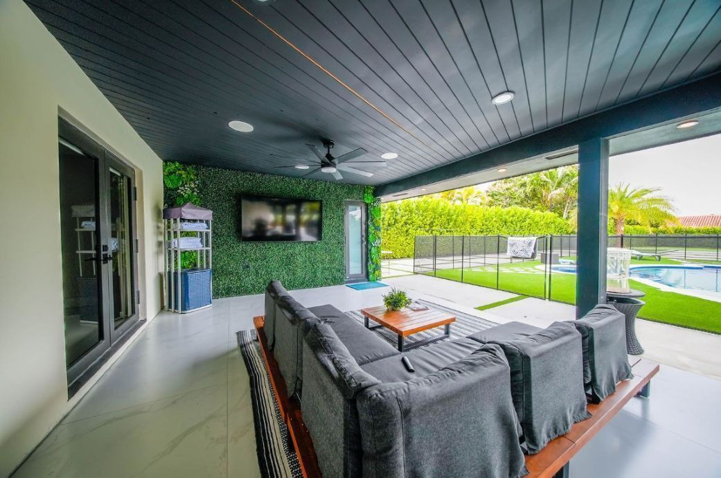 Photo of Patio Balcony in Tamiami