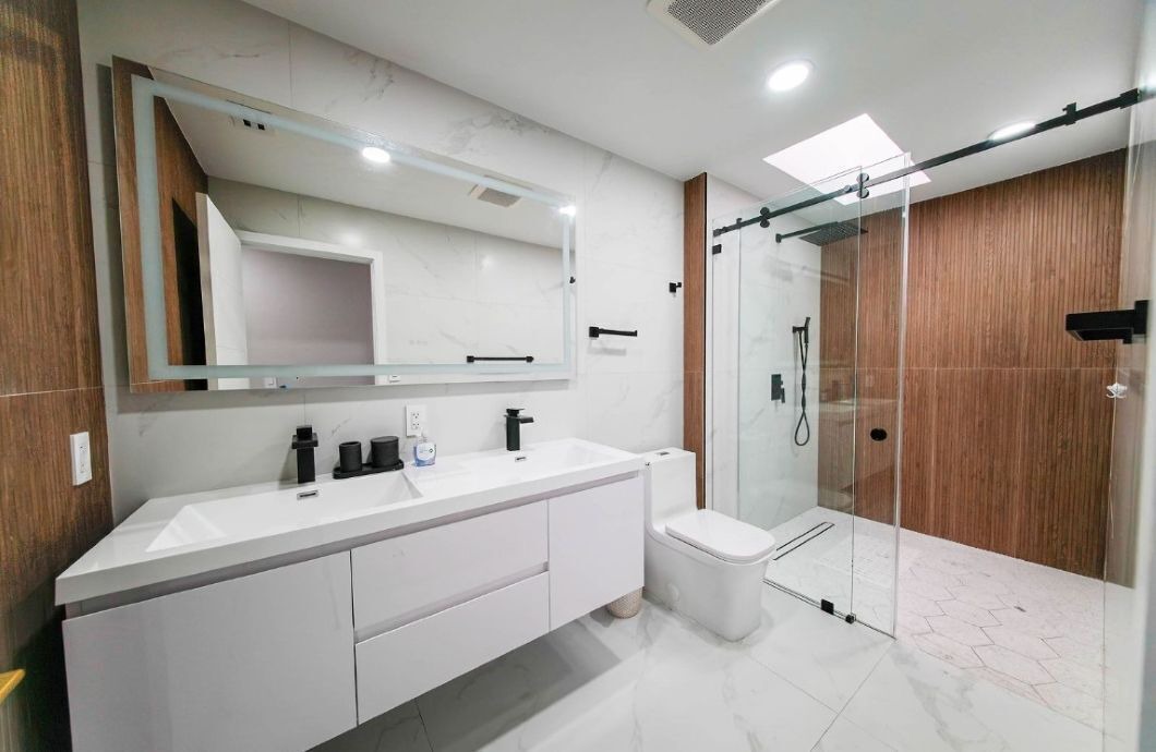 Photo of Bathroom in Tamiami