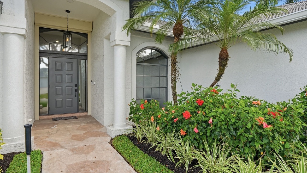 Photo of Outdoor in Crown Pointe