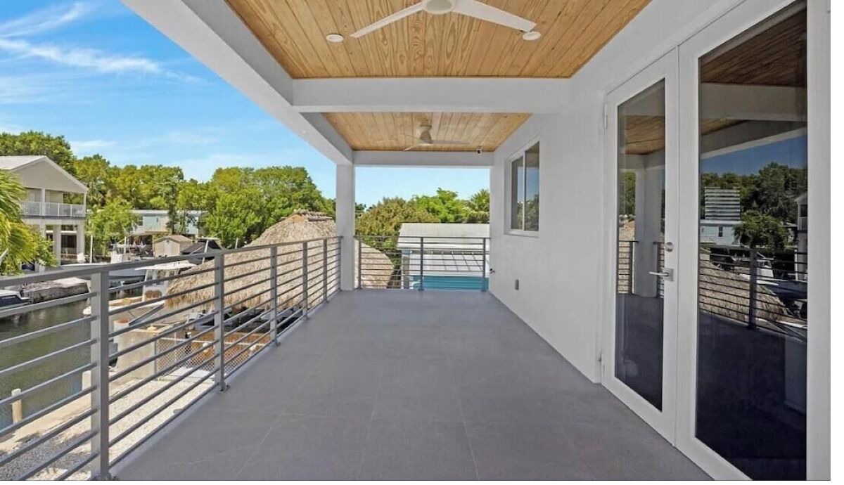 Photo of Patio Balcony in Twin Lakes