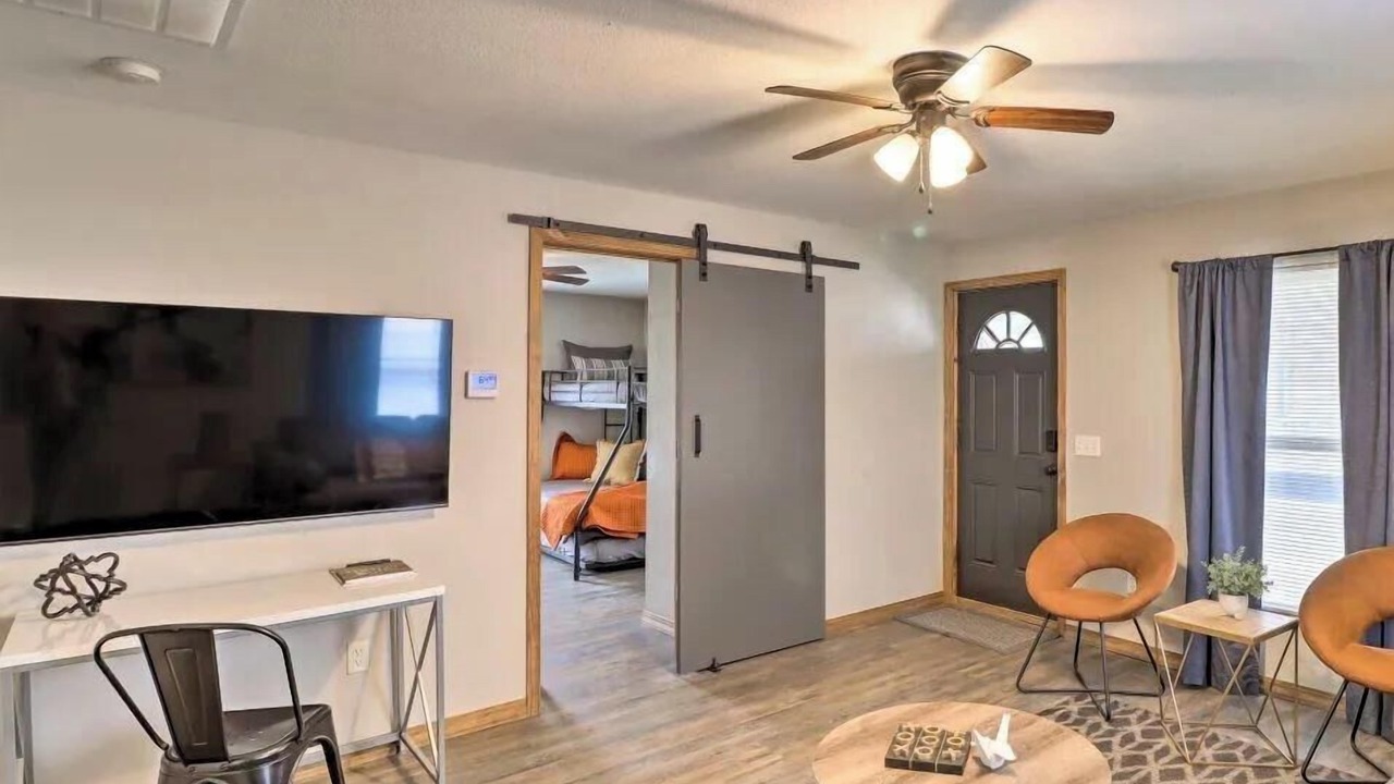 Photo of Livingroom in West Plains