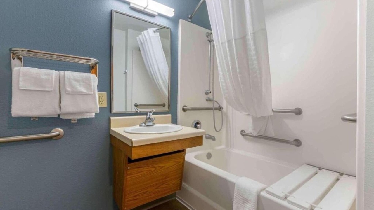 Photo of Bathroom in El Dorado West
