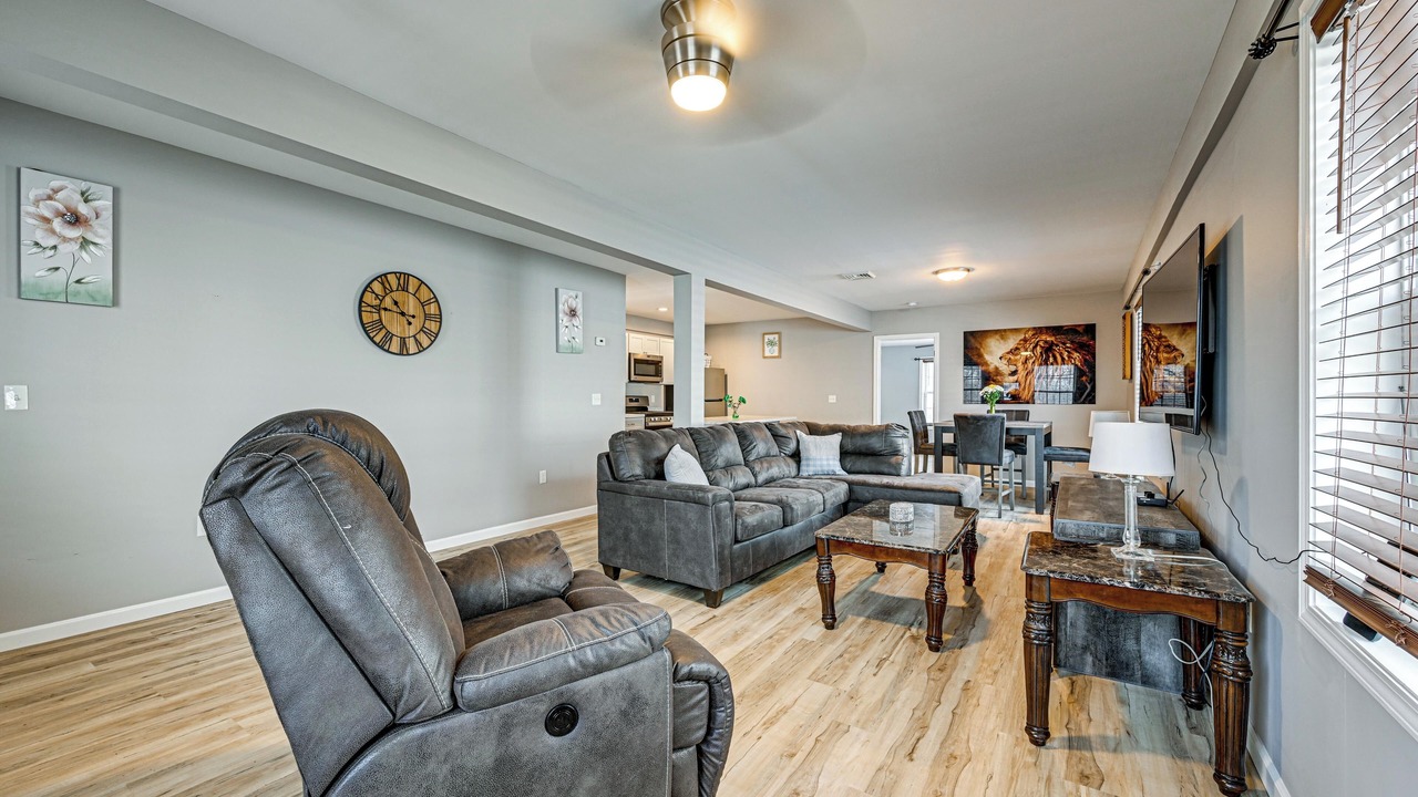 Photo of Livingroom in Hudson