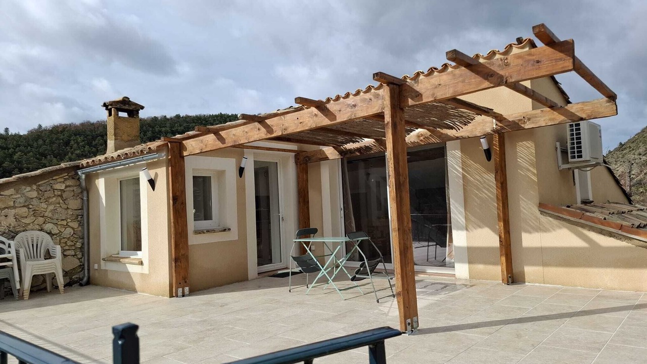 Photo of Patio Balcony in Montbrun-les-Bains