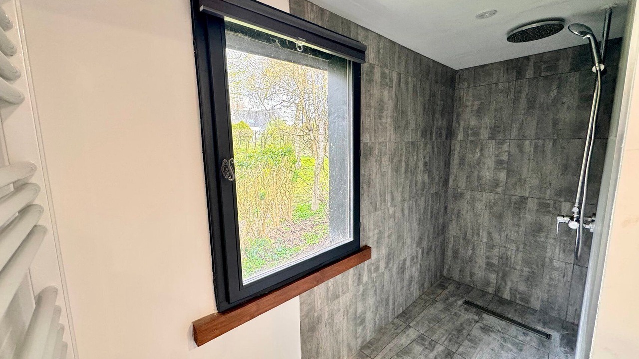 Photo of Bathroom in Flers