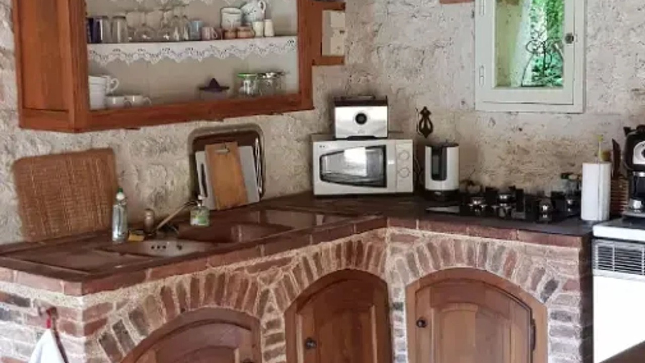 Photo of Kitchen in Montaigu-de-Quercy