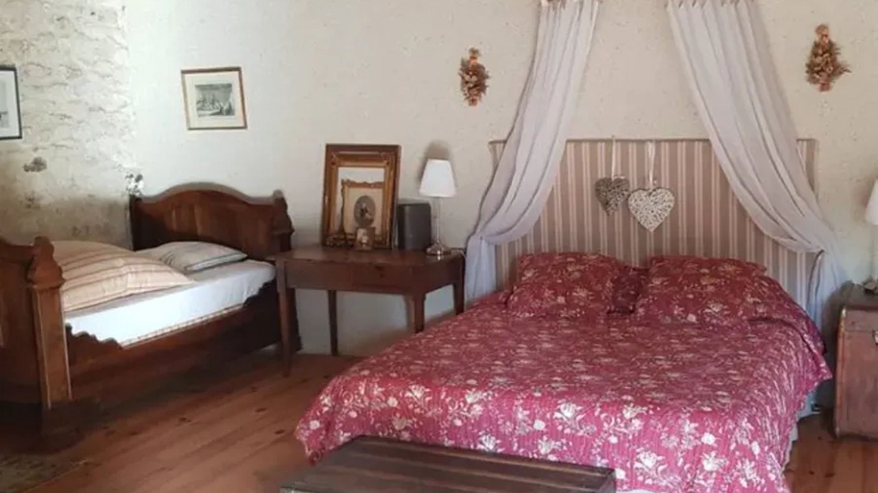Photo of Bedroom in Montaigu-de-Quercy