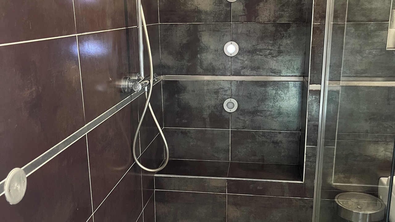 Photo of Bathroom in Villejuif