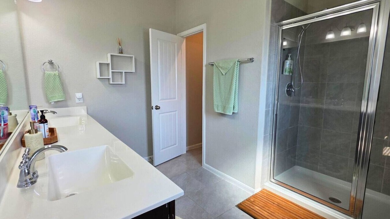 Photo of Bathroom in Pearland