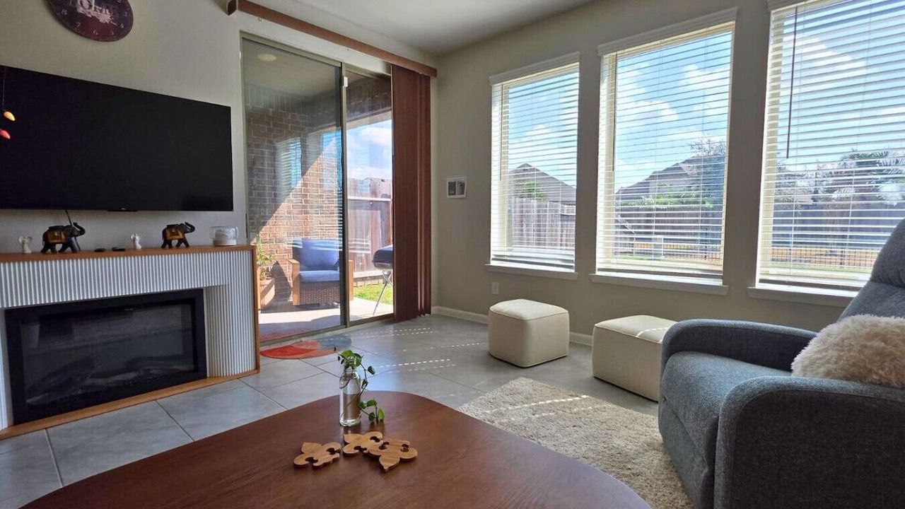 Photo of Livingroom in Pearland