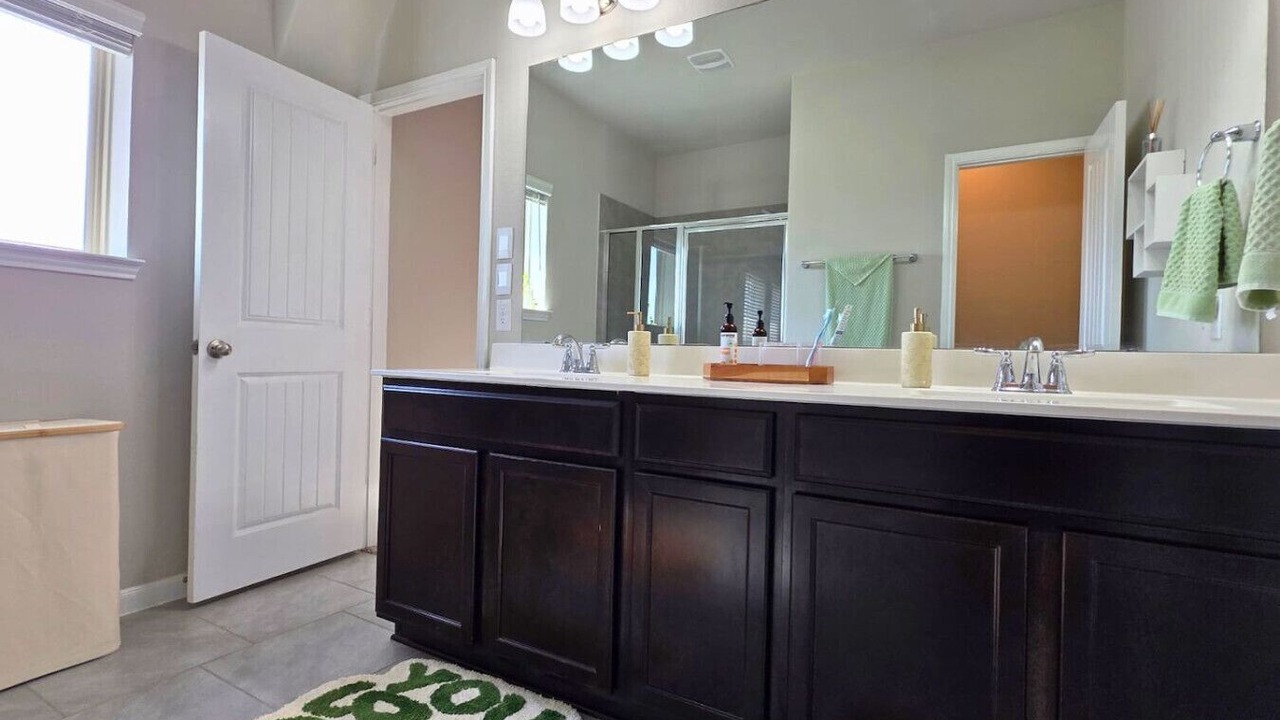 Photo of Bathroom in Pearland