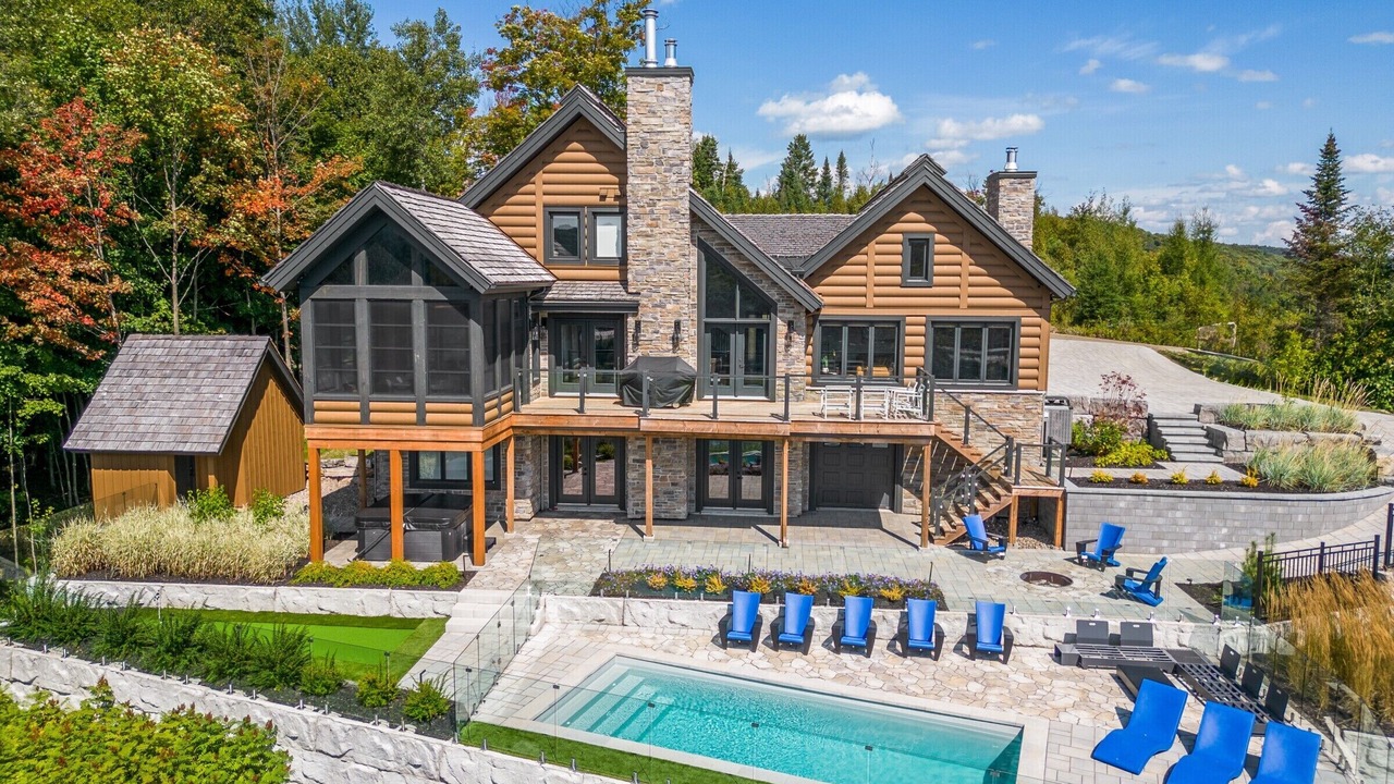 Photo of Outdoor in Saint-Faustin-Lac-Carre