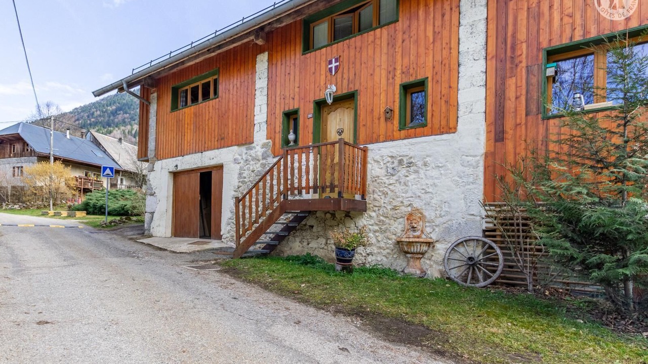 Photo of Outdoor in Le Noyer