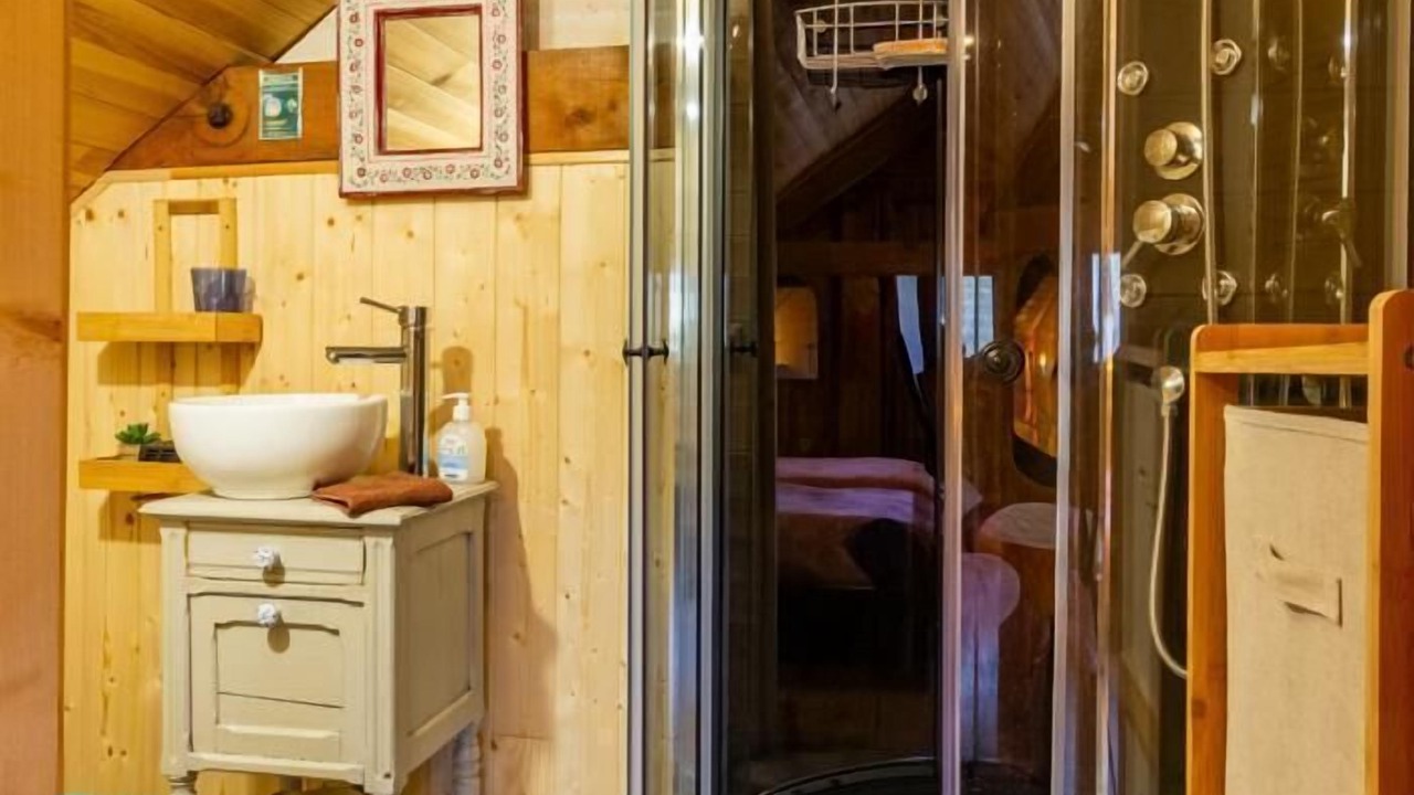 Photo of Bathroom in Le Noyer