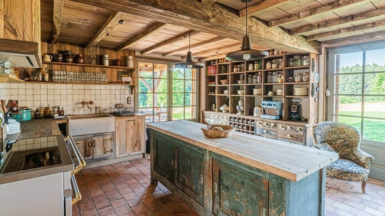 Photo of Kitchen in Colombier-en-Brionnais