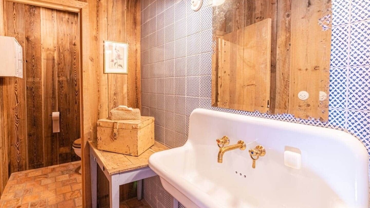 Photo of Bathroom in Colombier-en-Brionnais