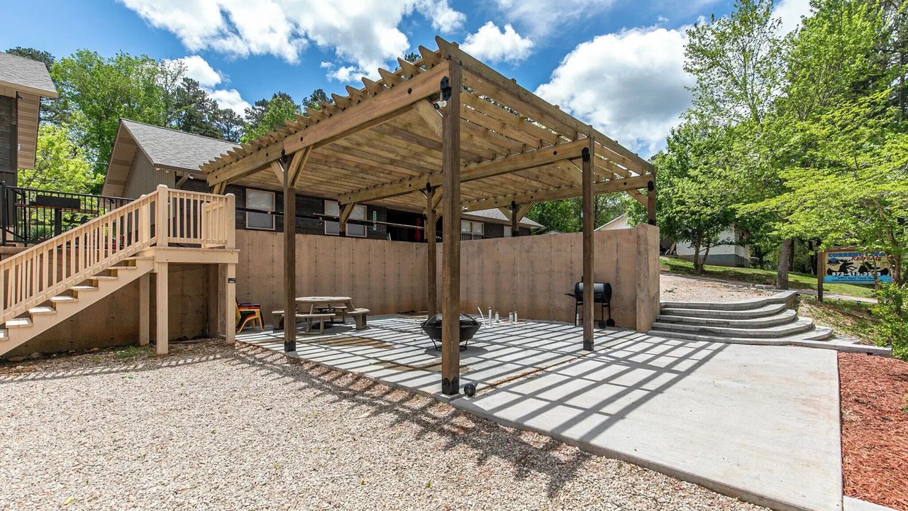 Photo of Outdoor in Van Buren