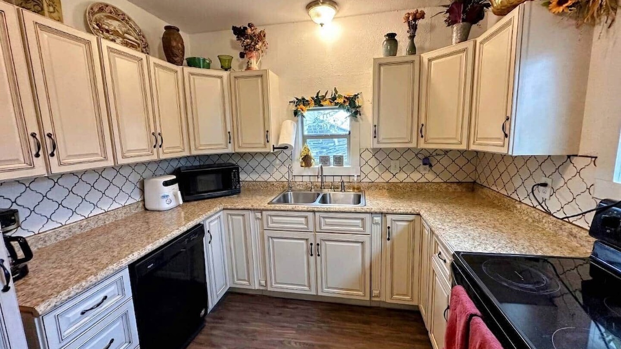 Photo of Kitchen in Granger