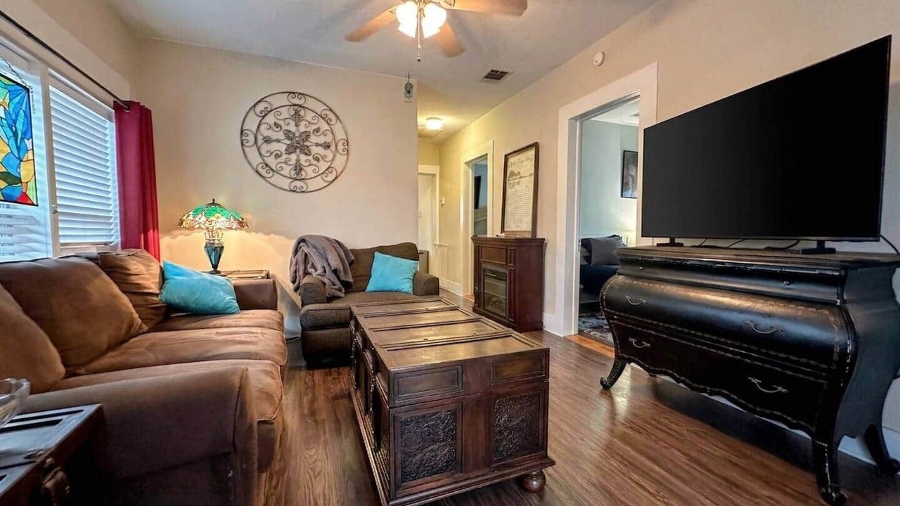 Photo of Livingroom in Granger