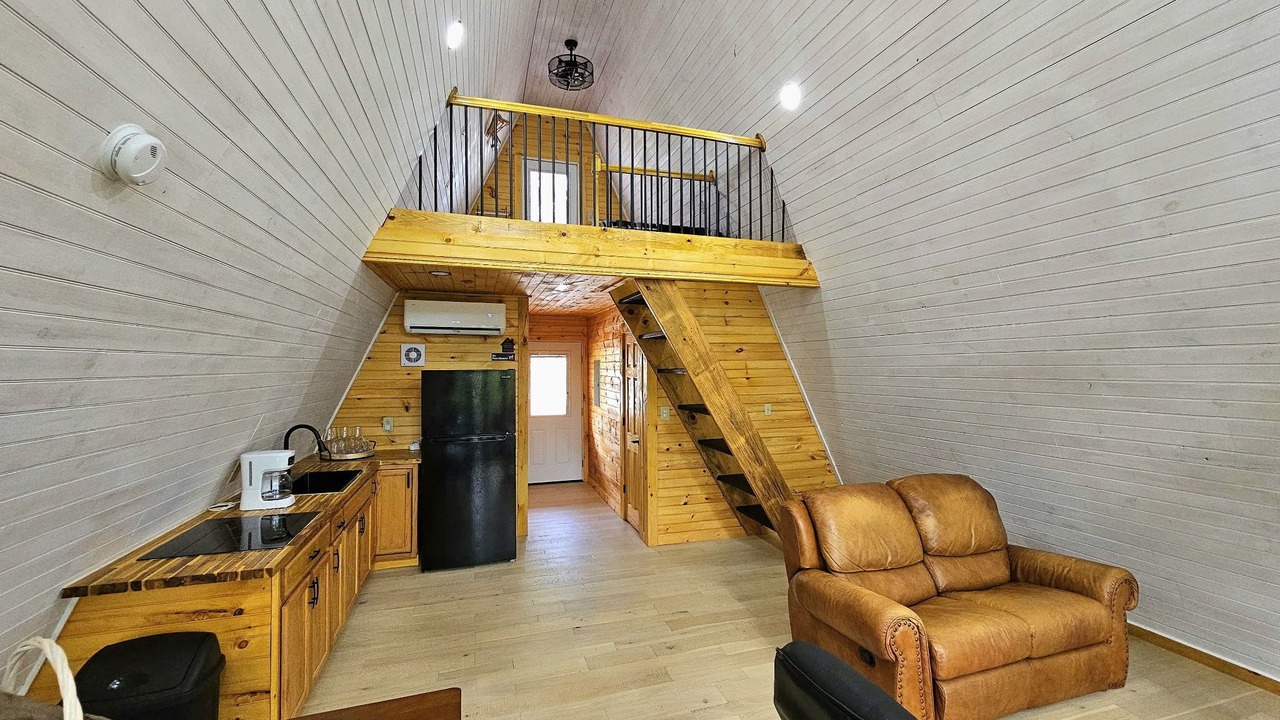 Photo of Livingroom in Rock Island