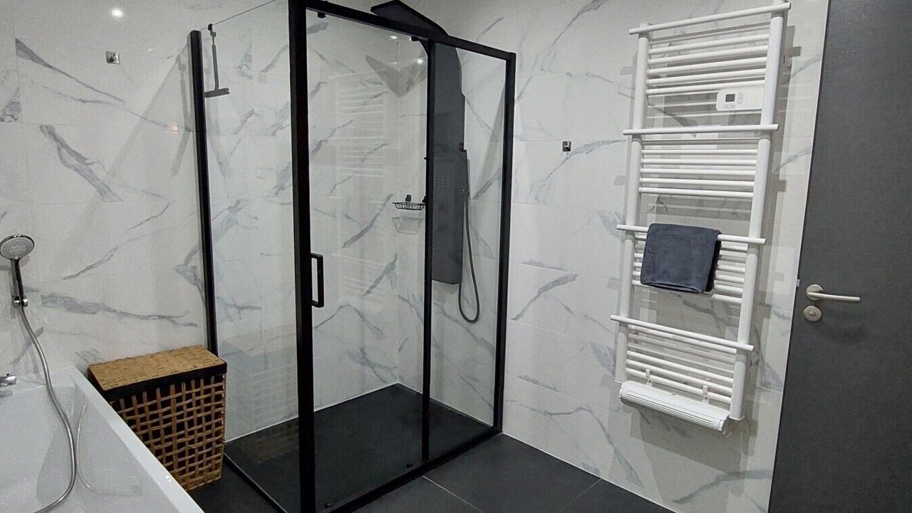 Photo of Bathroom in Sand