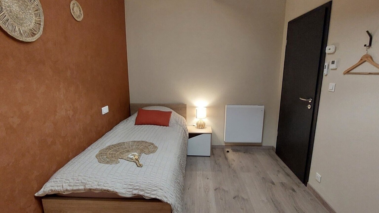 Photo of Bedroom in Sand