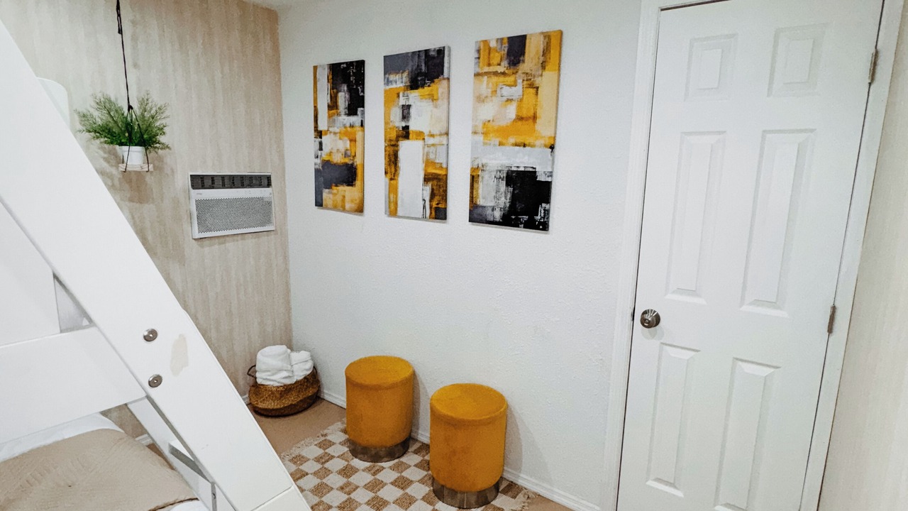 Photo of Bedroom in Fairview Shores