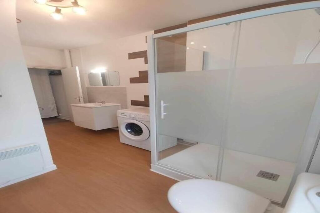Photo of Bathroom in Arromanches-les-Bains