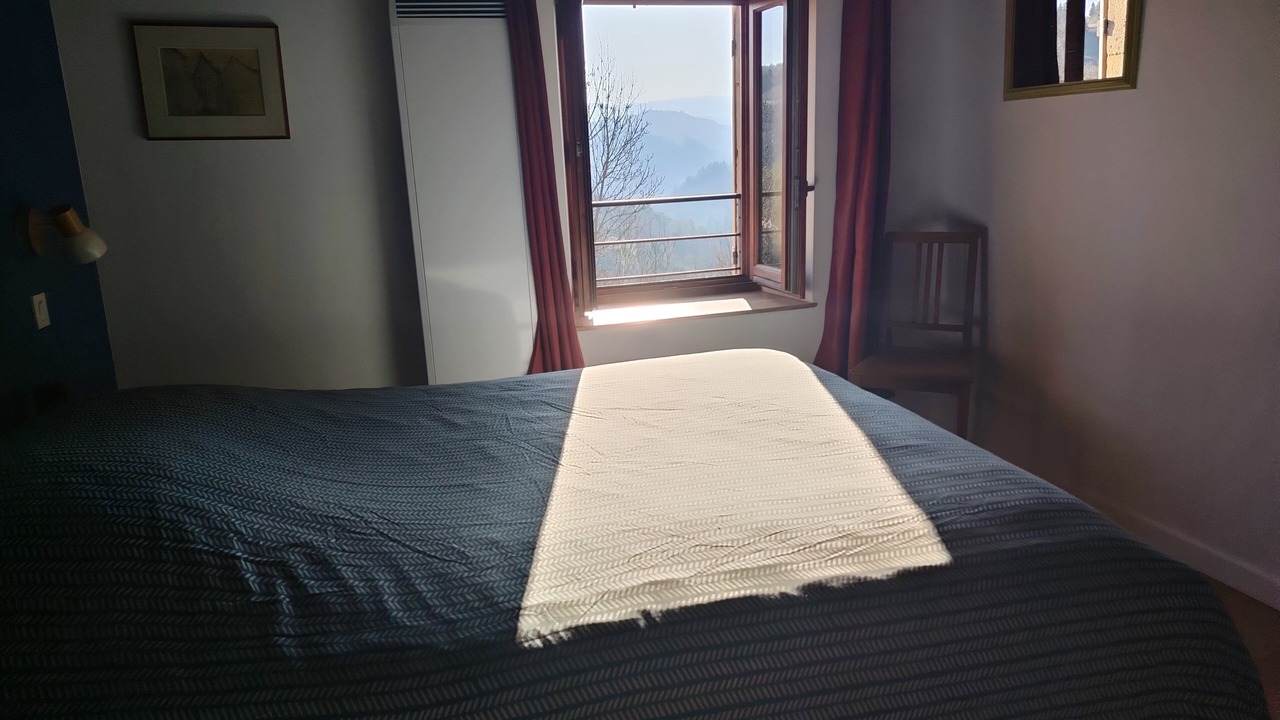 Photo of Bedroom in Bansat
