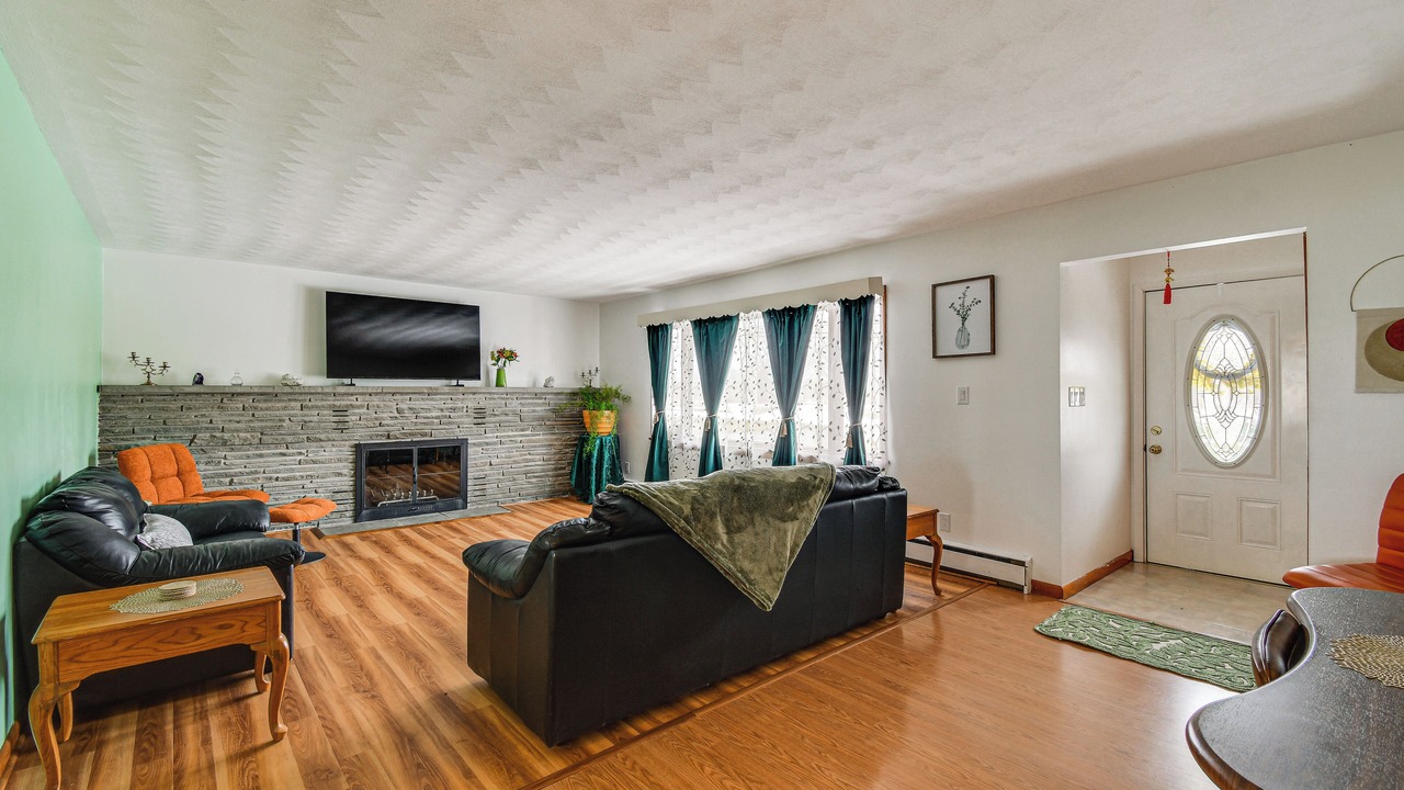 Photo of Livingroom in Byron