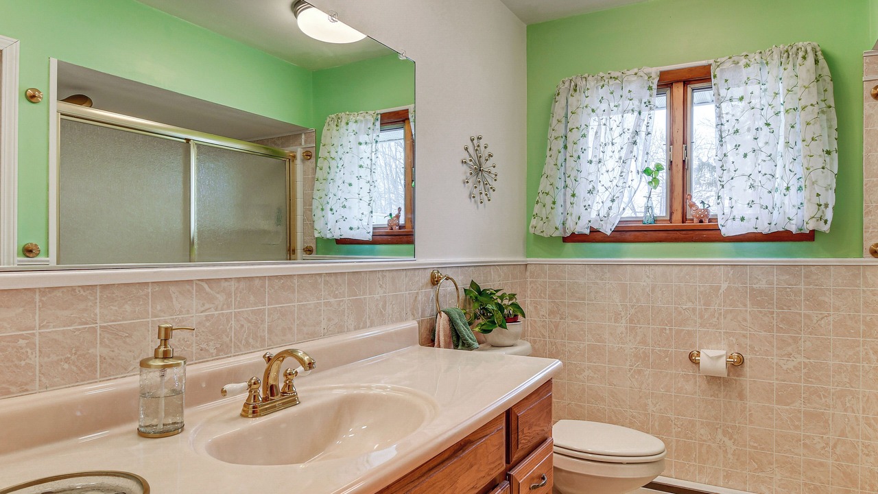 Photo of Bathroom in Byron