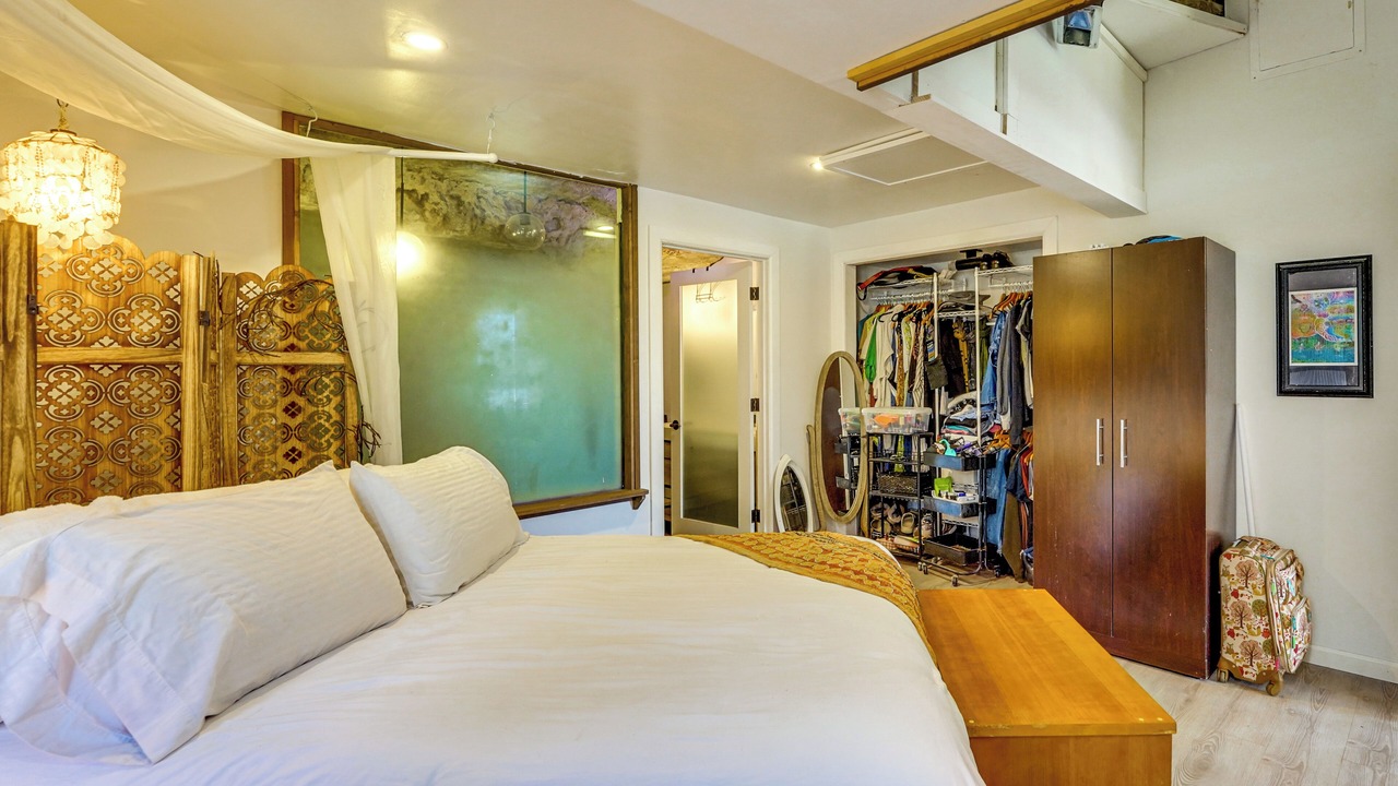 Photo of Bedroom in Lost Bridge Village