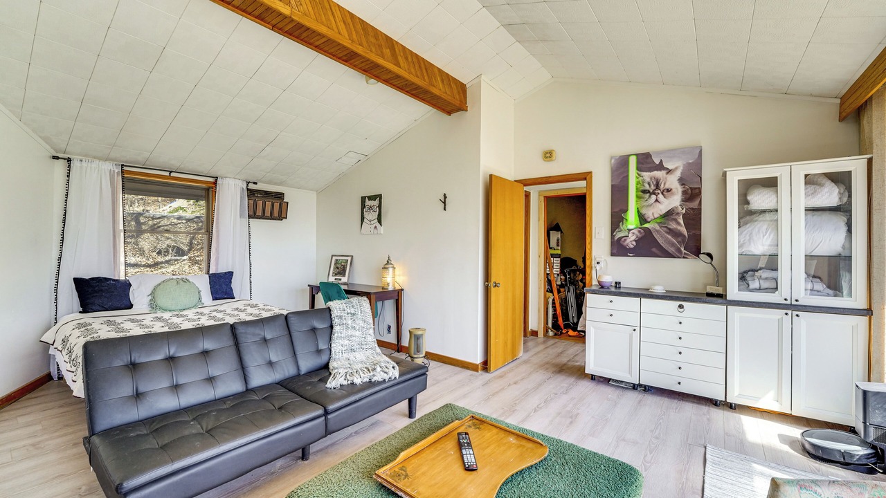 Photo of Bedroom in Lost Bridge Village