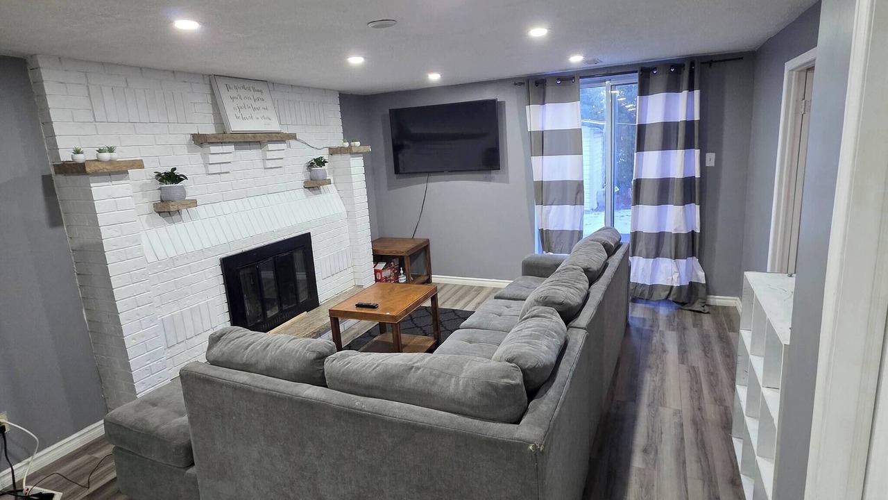 Photo of Livingroom in Brampton