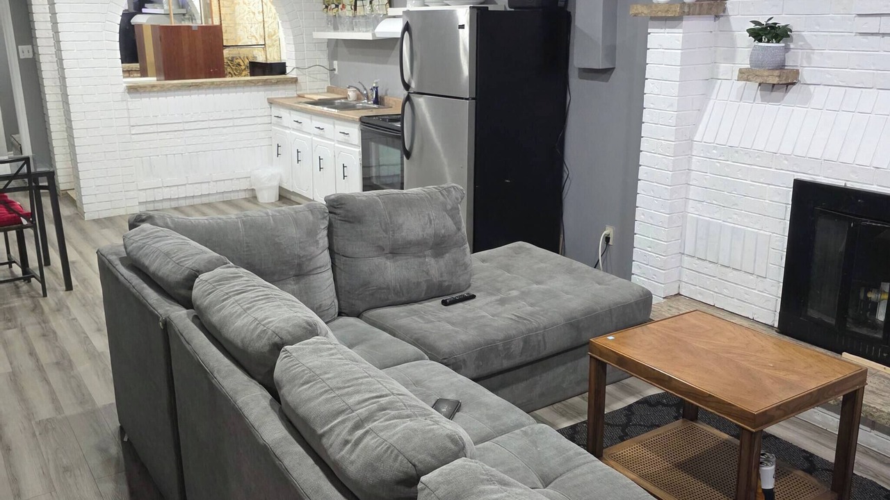 Photo of Livingroom in Brampton