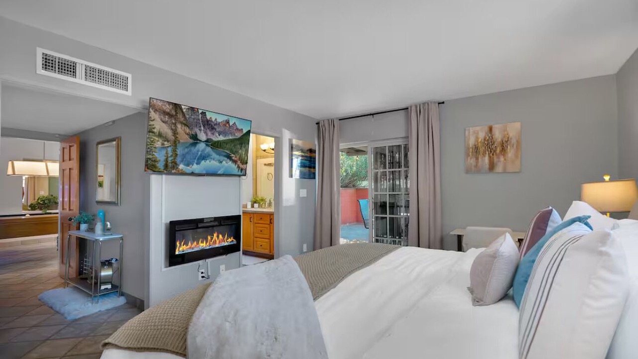 Photo of Bedroom in Feldman's