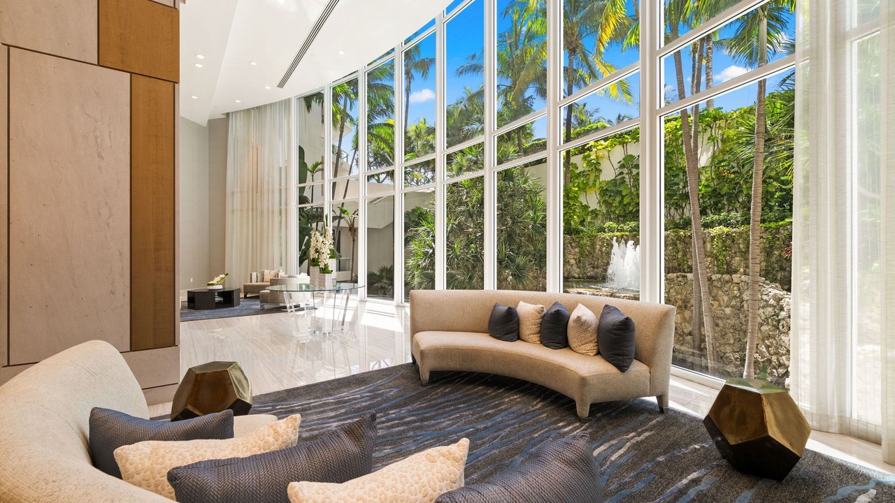 Photo of Others in Aventura